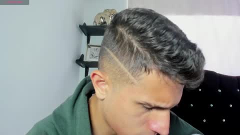 Kevin Ahs online show from April 15, 2026, 8:42 pm