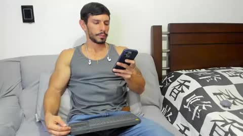 kevin_malone22 online show from June 1, 2026, 10:11 pm