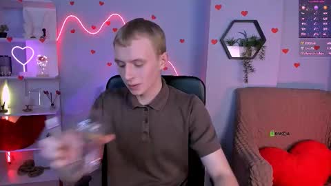 Snapshot of kevin_nix_ chatting on February 10, 2026, 10:14 pm kevin_nix_ online show from February 10, 2026, 10:14 pm