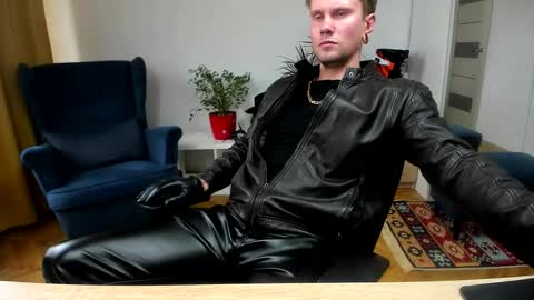 Kev online show from October 23, 2025, 12:26 pm