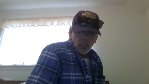 kevinj6969 online show from December 17, 2025, 5:08 pm