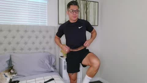 Snapshot of kevinkham chatting on October 5, 2025, 2:04 pm kevinkham online show from October 5, 2025, 2:04 pm