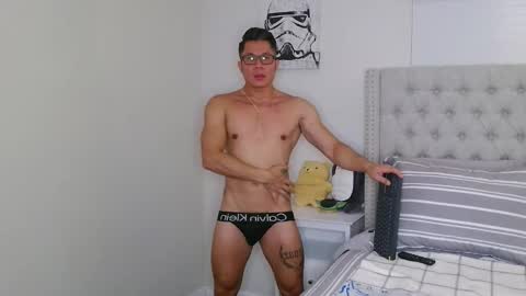 Snapshot of kevinkham chatting on October 23, 2025, 11:24 pm kevinkham online show from October 23, 2025, 11:24 pm