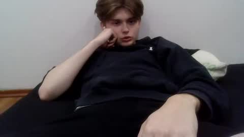 kevinmycroft online show from December 18, 2025, 4:02 pm