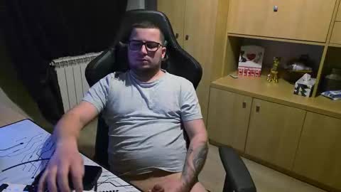 Snapshot of kevinnlovely95 chatting on January 31, 2026, 7:11 pm Kevinn online show from January 31, 2026, 7:11 pm