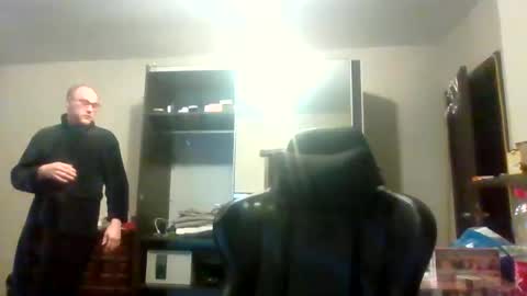 kevintje031987 online show from January 1, 2025, 5:54 am