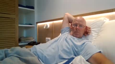 Snapshot of kevlooking4sez chatting on July 31, 2026, 4:06 pm kevlooking4sez online show from July 31, 2026, 4:06 pm
