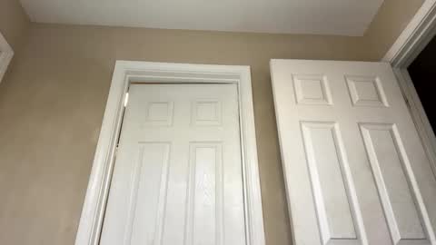 Keybump online show from September 26, 2025, 2:43 pm