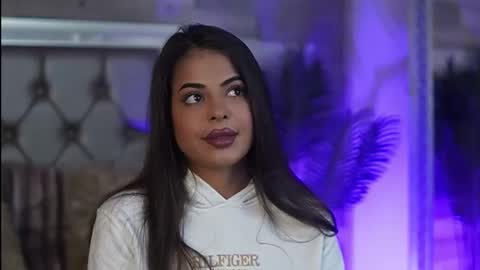 keylaconner online show from October 14, 2025, 3:51 am