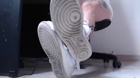 Snapshot of keylie_saenz28 chatting on October 22, 2025, 4:18 pm online show from October 22, 2025, 4:18 pm