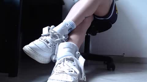 Snapshot of keylie_saenz28 chatting on November 22, 2025, 6:29 pm online show from November 22, 2025, 6:29 pm