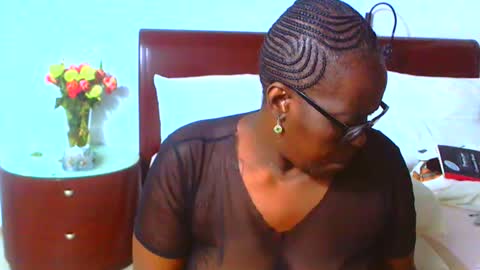 keysenbarxx19 online show from March 25, 2026, 4:07 am