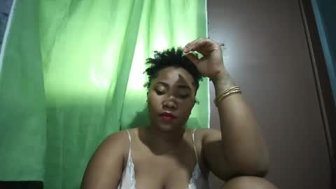 Snapshot of kezia0910 chatting on October 20, 2025, 12:27 pm kezia0910 online show from October 20, 2025, 12:27 pm