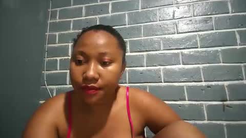 Snapshot of kezia0910 chatting on November 9, 2025, 4:00 am kezia0910 online show from November 9, 2025, 4:00 am