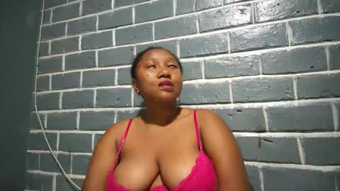 Snapshot of kezia0910 chatting on November 9, 2025, 4:05 pm kezia0910 online show from November 9, 2025, 4:05 pm