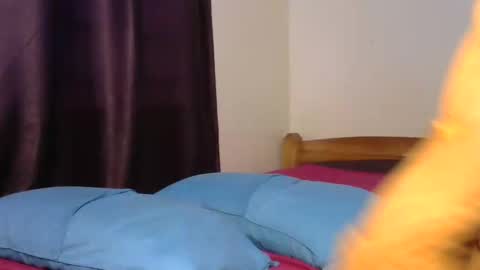 Snapshot of khalidnatasha chatting on October 19, 2025, 7:42 am khalidnatasha online show from October 19, 2025, 7:42 am