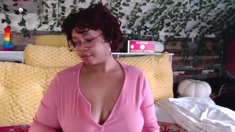 Snapshot of khayaparker chatting on January 10, 2025, 5:13 pm Khaya online show from January 10, 2025, 5:13 pm