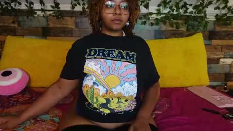 Snapshot of khayaparker chatting on September 14, 2025, 11:42 am Khaya online show from September 14, 2025, 11:42 am