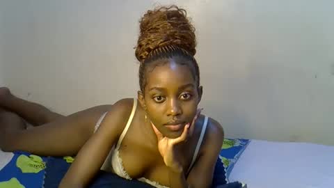 Snapshot of kheisah chatting on November 8, 2025, 1:28 am kheisah online show from November 8, 2025, 1:28 am