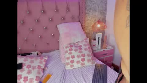 Khelany Isyy  online show from January 10, 2026, 2:41 pm