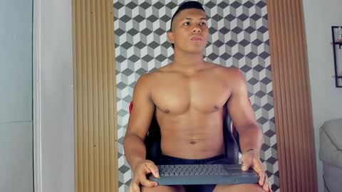 Snapshot of khen_west1 chatting on February 28, 2025, 7:46 pm khen_west1 online show from February 28, 2025, 7:46 pm