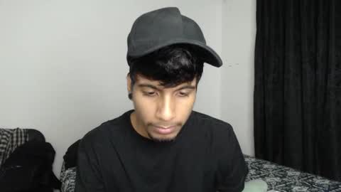 khevinlopezonig online show from November 11, 2025, 10:48 am