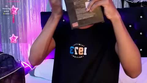 khler_angelis online show from November 12, 2025, 12:49 pm