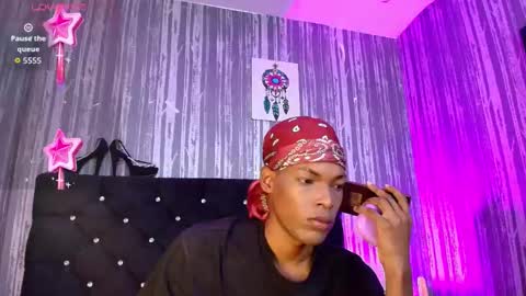 khler_angelis online show from December 5, 2025, 12:58 pm