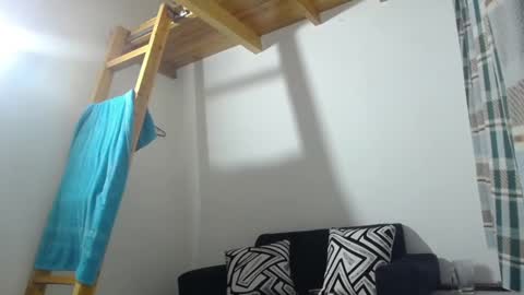 khloe online show from March 5, 2025, 1:42 am