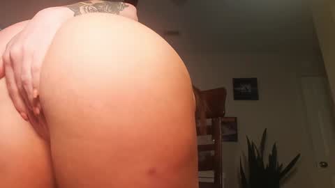 Snapshot of khloeexoxo chatting on November 5, 2025, 10:54 pm Khloe online show from November 5, 2025, 10:54 pm