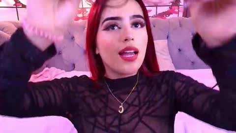 khloejohnson online show from October 4, 2025, 9:24 pm