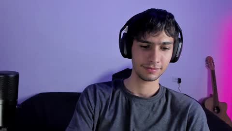 Snapshot of khozler_ chatting on January 21, 2025, 5:38 am khozler_ online show from January 21, 2025, 5:38 am