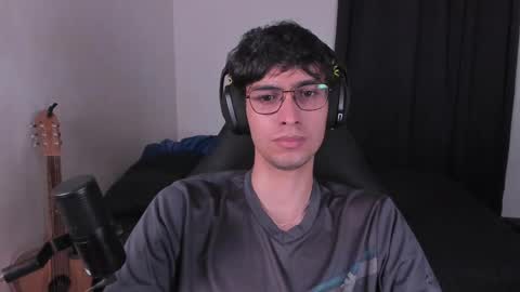 Snapshot of khozler_ chatting on September 13, 2025, 2:17 pm khozler_ online show from September 13, 2025, 2:17 pm