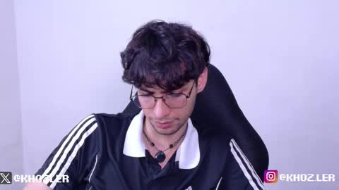 khozler_ online show from February 13, 2026, 4:30 am