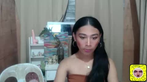 Kiana online show from September 14, 2025, 9:19 am