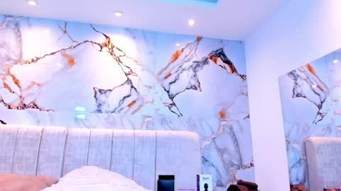    N         M online show from April 3, 2026, 4:05 pm