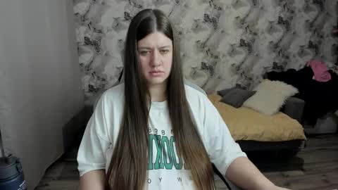 kianna_dior_ online show from February 7, 2026, 12:09 pm