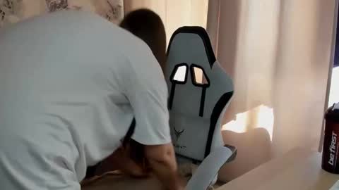 kianna_dior_ online show from April 7, 2026, 9:43 am