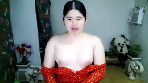 Your SweetGirl Ts online show from November 17, 2025, 10:54 am