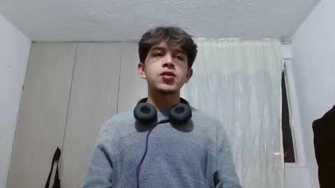 Snapshot of kianryu chatting on September 11, 2025, 4:34 am Adrian Chlloe online show from September 11, 2025, 4:34 am