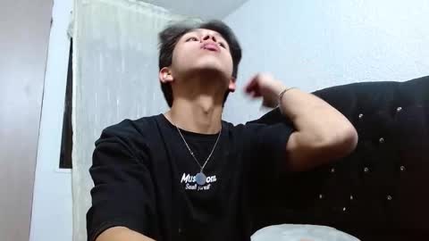 Snapshot of kianryu chatting on September 23, 2025, 3:09 am Adrian Chlloe online show from September 23, 2025, 3:09 am