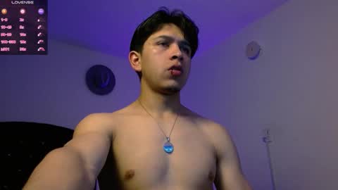 Snapshot of kianryu chatting on February 26, 2026, 8:08 pm Adrian Chlloe online show from February 26, 2026, 8:08 pm