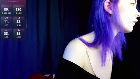 Kira online show from November 24, 2025, 9:03 pm