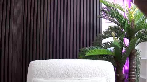 kiara_moreno online show from September 26, 2025, 9:57 am