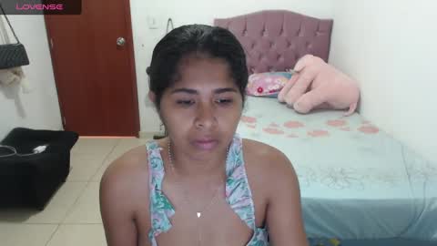 Snapshot of kiara_williamss chatting on December 1, 2024, 5:35 pm Kiara online show from December 1, 2024, 5:35 pm
