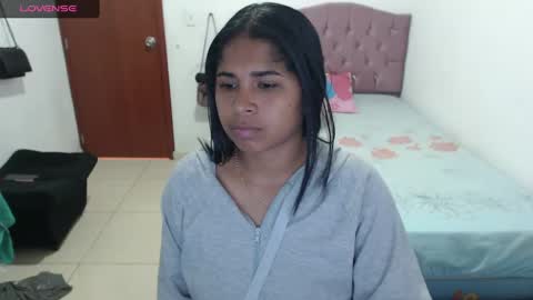Snapshot of kiara_williamss chatting on December 15, 2024, 9:20 pm Kiara online show from December 15, 2024, 9:20 pm