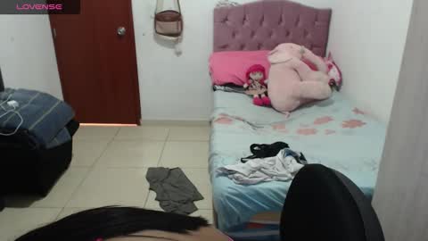 Snapshot of kiara_williamss chatting on October 11, 2025, 7:01 pm Kiara online show from October 11, 2025, 7:01 pm