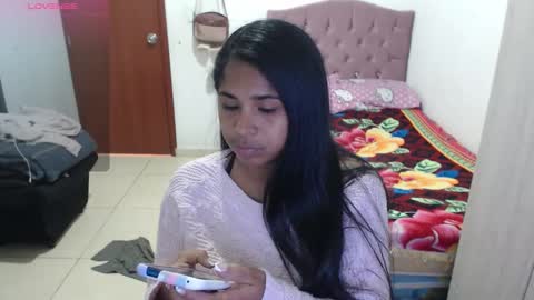 Snapshot of kiara_williamss chatting on November 28, 2025, 8:00 pm Kiara online show from November 28, 2025, 8:00 pm