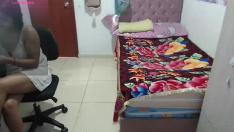 Snapshot of kiara_williamss chatting on December 15, 2025, 6:56 pm Kiara online show from December 15, 2025, 6:56 pm