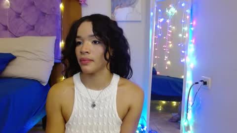 Snapshot of kiararose19 chatting on January 28, 2025, 11:28 pm Kiara online show from January 28, 2025, 11:28 pm